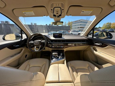 Used 2019 Audi Q7 3.0T Premium image 13