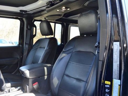 Used 2021 Jeep Wrangler Unlimited Sahara image 18