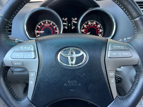 Used 2010 Toyota Highlander Limited AWD/4WD image 27