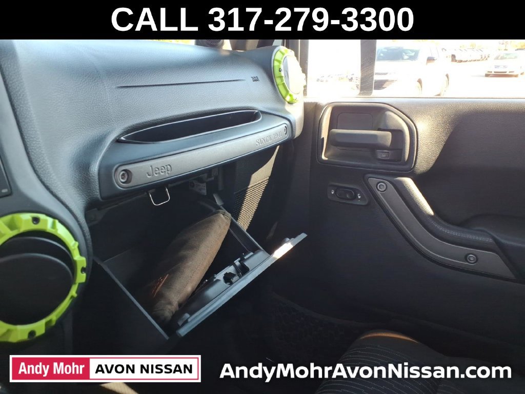Used 2012 Jeep Wrangler Sport AWD/4WD image 32