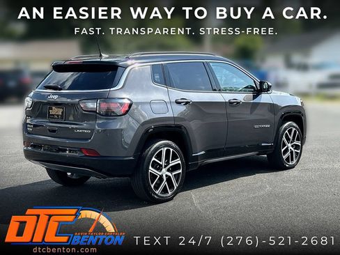 Used 2024 Jeep Compass Limited w/ Elite Group AWD/4WD image 5