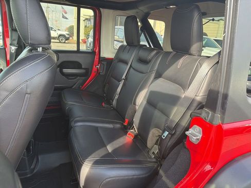 Used 2020 Jeep Wrangler Unlimited Sport S image 19