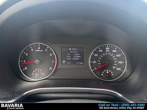 Used 2023 Kia Seltos LX AWD/4WD image 13