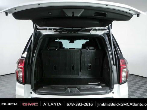 Used 2023 Chevrolet Tahoe High Country w/ Premium Package 2 AWD/4WD image 32