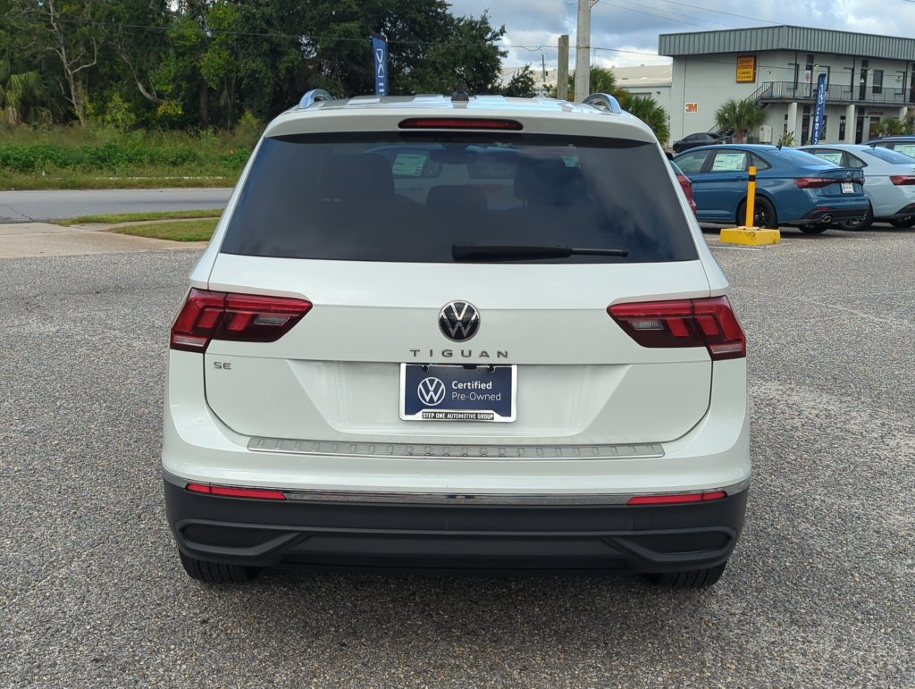 Used 2023 Volkswagen Tiguan SE FWD image 6