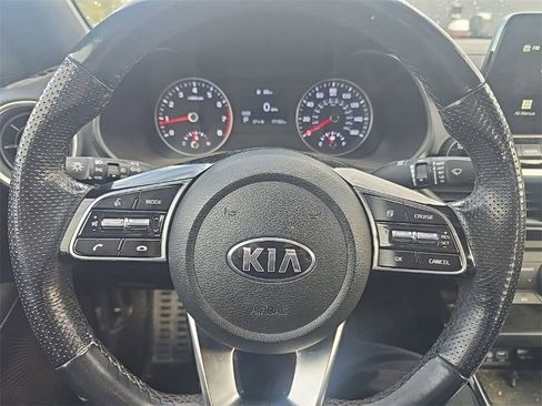 Used 2021 Kia Forte GT-Line image 11