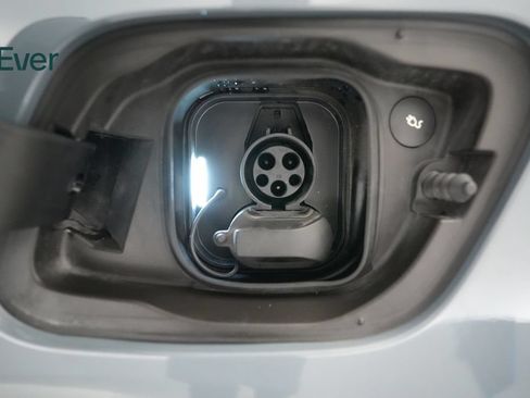 Used 2023 Volvo C40 P8 Recharge Ultimate AWD/4WD image 10