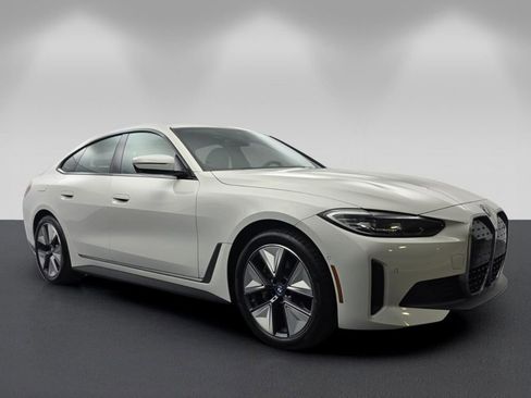 Used 2023 BMW i4 eDrive35 w/ Premium Package RWD image 1
