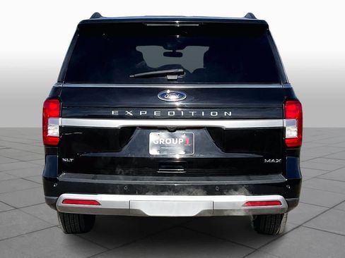 Used 2024 Ford Expedition Max XLT image 4