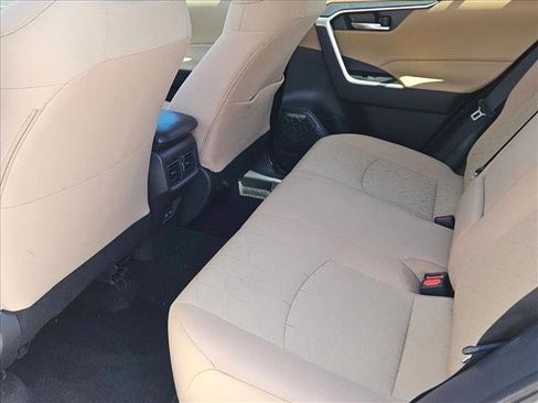 Used 2025 Toyota RAV4 XLE w/ Convenience Package FWD image 26