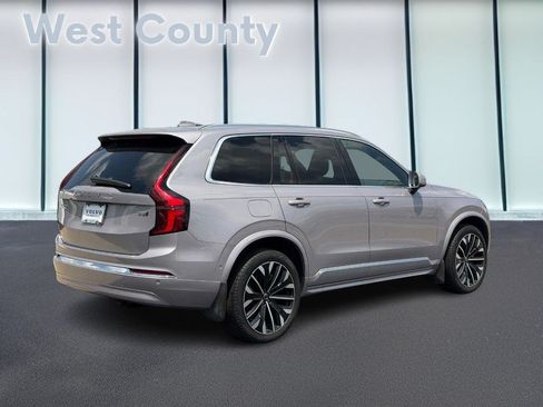 New 2026 Volvo XC90 B5 Plus w/ Protection Package AWD/4WD image 3