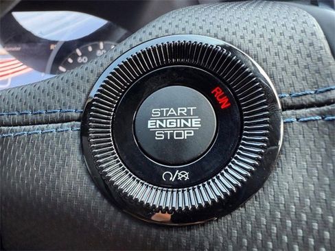 New 2025 Jeep Compass Latitude w/ Sun & Sound Group image 21