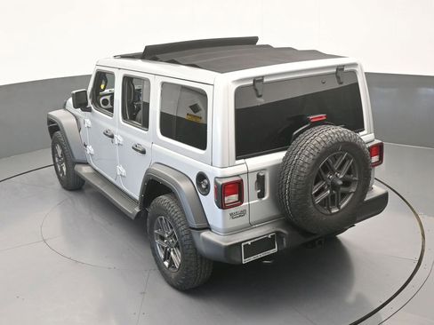 Used 2024 Jeep Wrangler Sport S AWD/4WD image 45