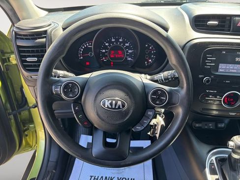 Used 2017 Kia Soul + FWD image 13