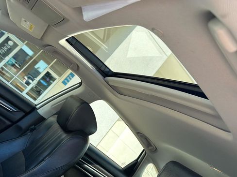 Used 2019 Honda Accord EX-L image 31