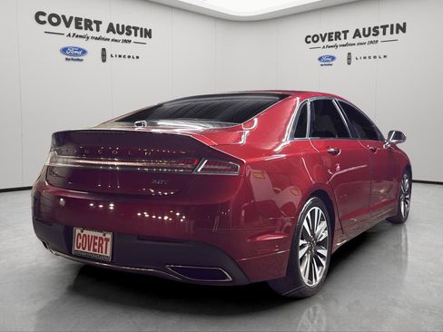 Used 2017 Lincoln MKZ Reserve image 5