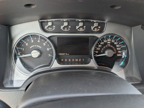 Used 2011 Ford F150 Platinum image 18