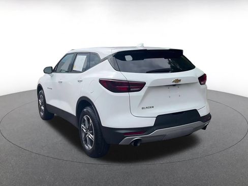 Used 2025 Chevrolet Blazer LT FWD image 10