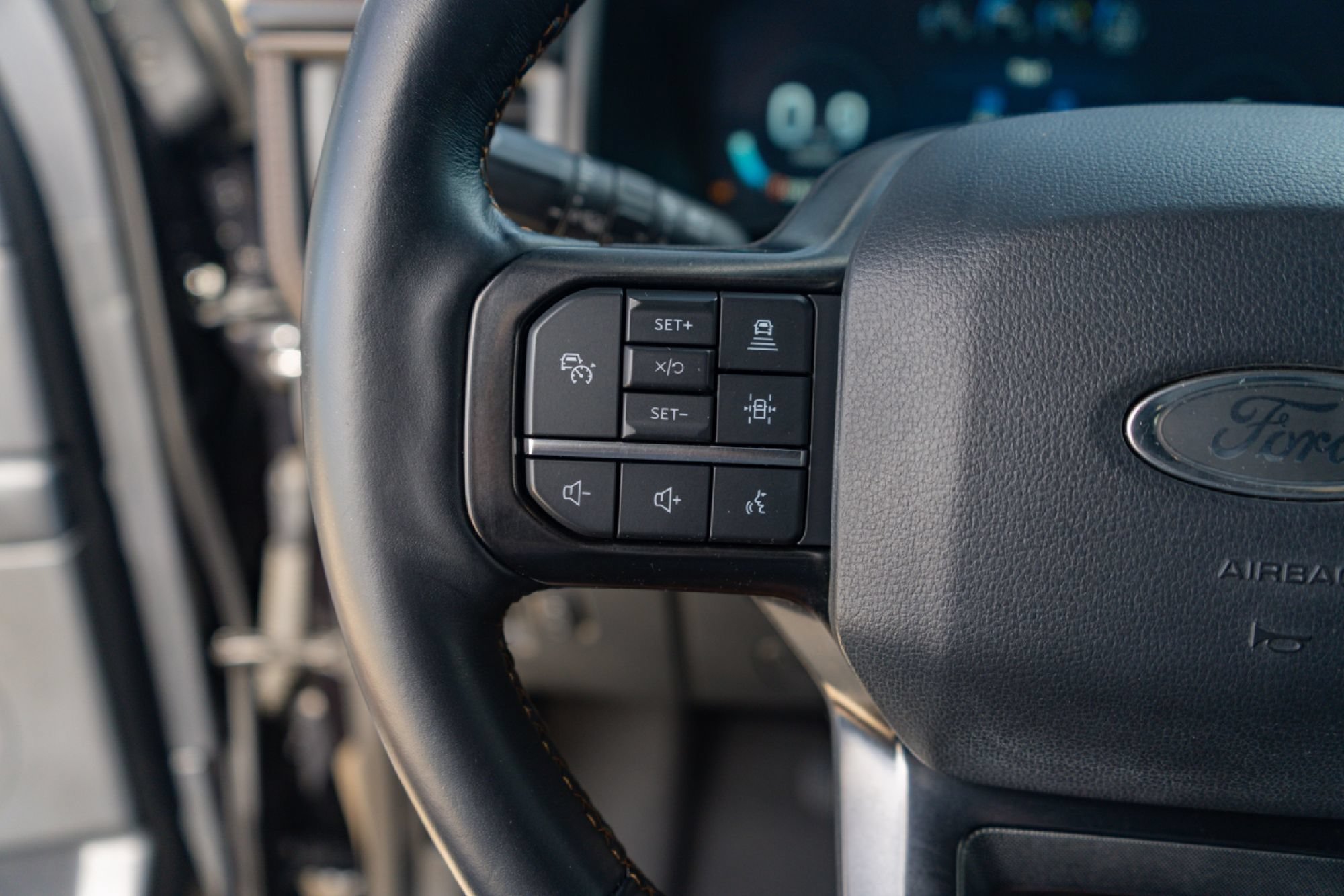 Used 2023 Ford Expedition Platinum AWD/4WD image 13