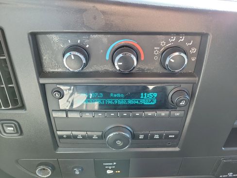 Used 2020 GMC Savana 2500 w/ Driver Convenience Package image 29