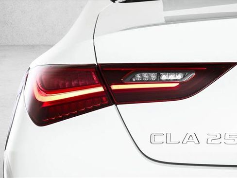 Certified 2025 Mercedes-Benz CLA 250 image 6