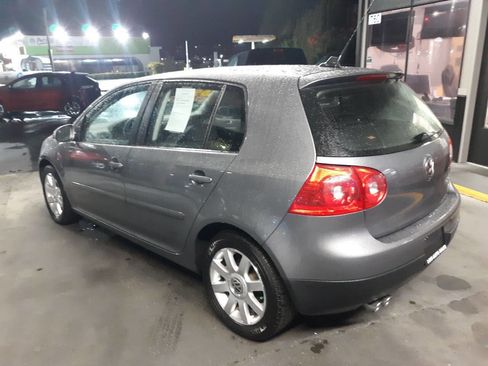 Used 2008 Volkswagen Rabbit 4-Door image 4