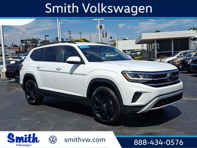 Certified 2023 Volkswagen Atlas SE w/ Black Wheel Package