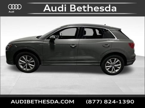 Certified 2025 Audi Q3 2.0T Premium w/ Convenience Package AWD/4WD image 4
