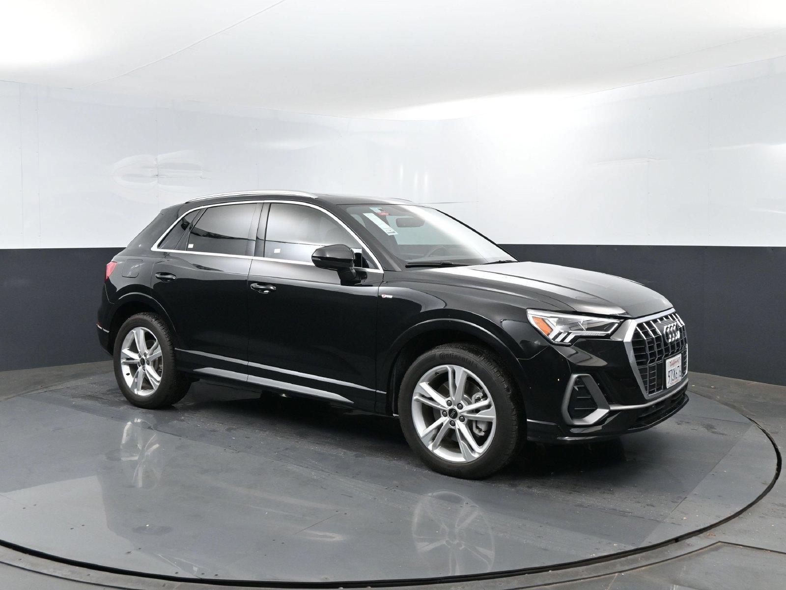 Used 2024 Audi Q3 2.0T Premium Plus AWD/4WD image 3
