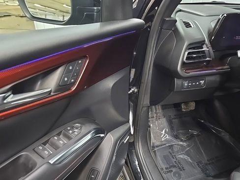 Used 2024 Chevrolet Traverse RS w/ LPO, Floor Liner Package image 28