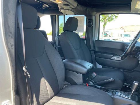 Used 2016 Jeep Wrangler Unlimited Sport w/ Quick Order Package 24S AWD/4WD image 83