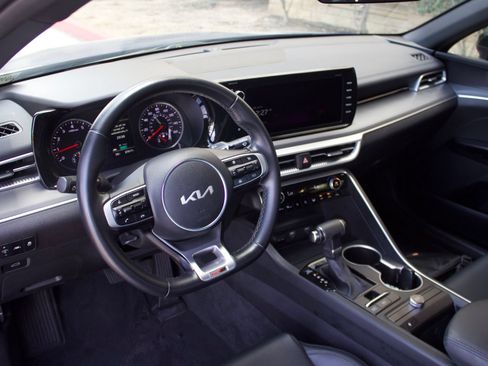 Used 2022 Kia K5 GT-Line FWD image 13