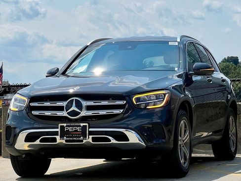 Certified 2022 Mercedes-Benz GLC 300 4MATIC image 4