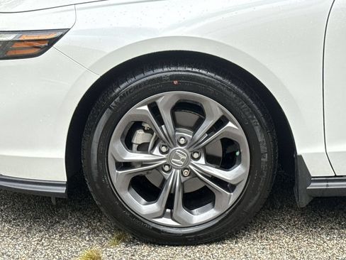 Used 2023 Honda Accord EX image 19