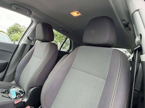Certified 2019 Chevrolet Trax LS w/ Tint and Cruise Package FWD image 9