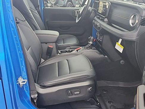 New 2026 Jeep Wrangler Sahara image 24