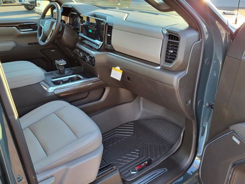 New 2026 Chevrolet Silverado 1500 LT Trail Boss w/ Convenience Package II image 9