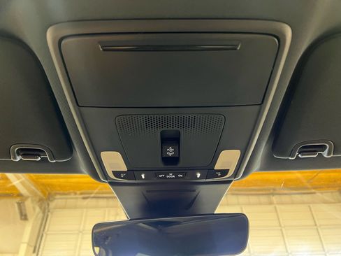 Used 2022 Honda Civic Sport Touring image 20