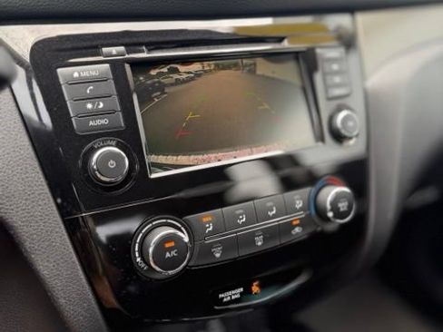 Used 2019 Nissan Rogue Sport S AWD/4WD image 11