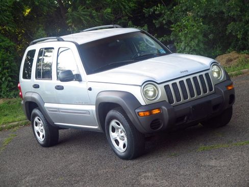 Used 2002 Jeep Liberty Sport AWD/4WD image 21