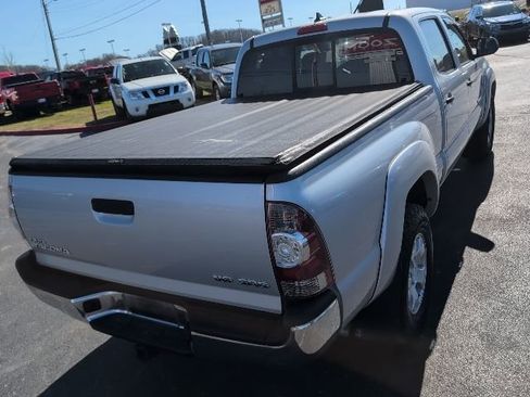 Used 2012 Toyota Tacoma Base w/ SR5 Pkg image 9