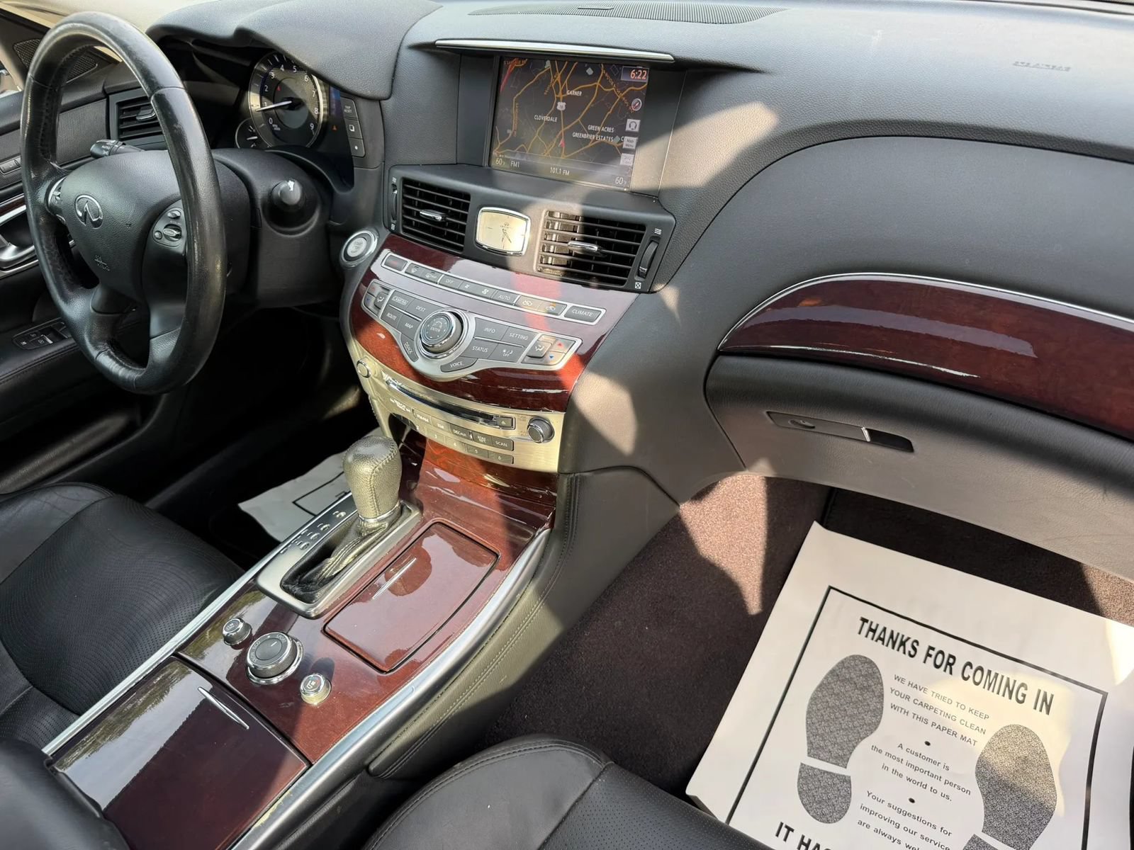 Used 2017 INFINITI Q70 L 3.7 AWD/4WD image 35