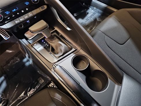 New 2026 Hyundai Elantra Sport image 23