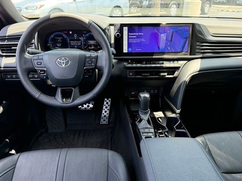 Certified 2025 Toyota Camry XSE FWD image 31