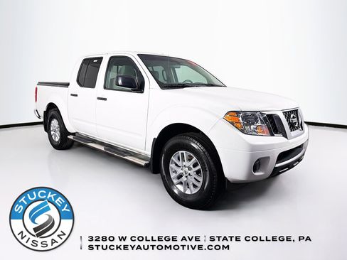 Used 2017 Nissan Frontier SV image 1