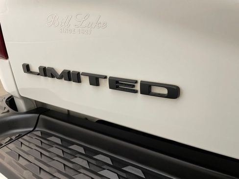 Certified 2026 RAM 2500 Limited AWD/4WD image 14