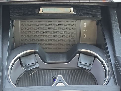 New 2026 Mercedes-Benz GLS 450 4MATIC image 21