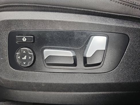 Used 2020 BMW X5 sDrive40i w/ Premium Package RWD image 43