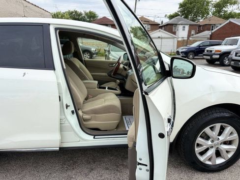 Used 2014 Nissan Murano S FWD image 18