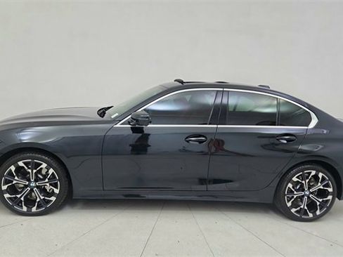 Used 2025 BMW 330i xDrive Sedan image 10